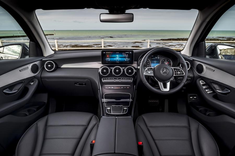 Торпедо Mercedes-Benz GLC220 d 4Matic (X253) 2019 года  (UK) (фото 10 из 89)